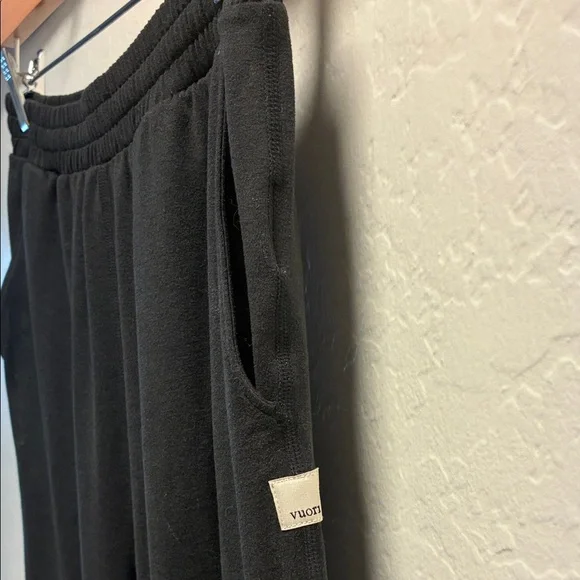 Vuori Classic Black Joggers, Size XS - Picture 2 of 6
